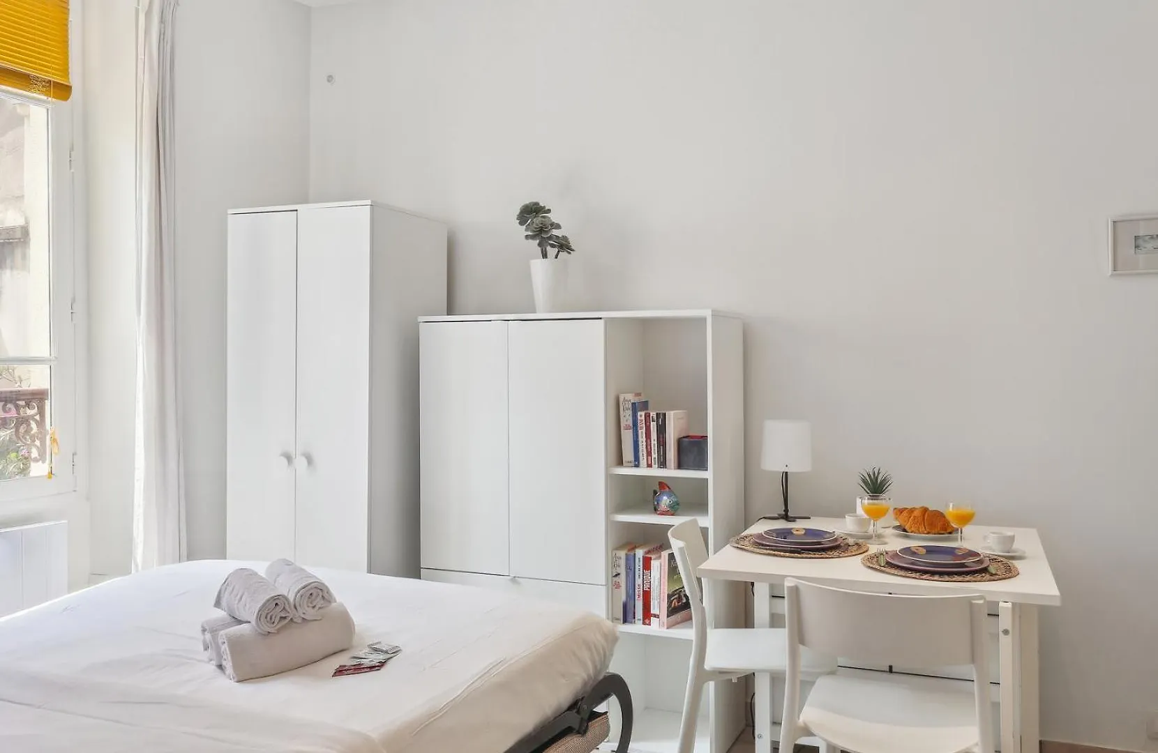 Pantheon & Latin Quarter - Cityapartmentstay Paris